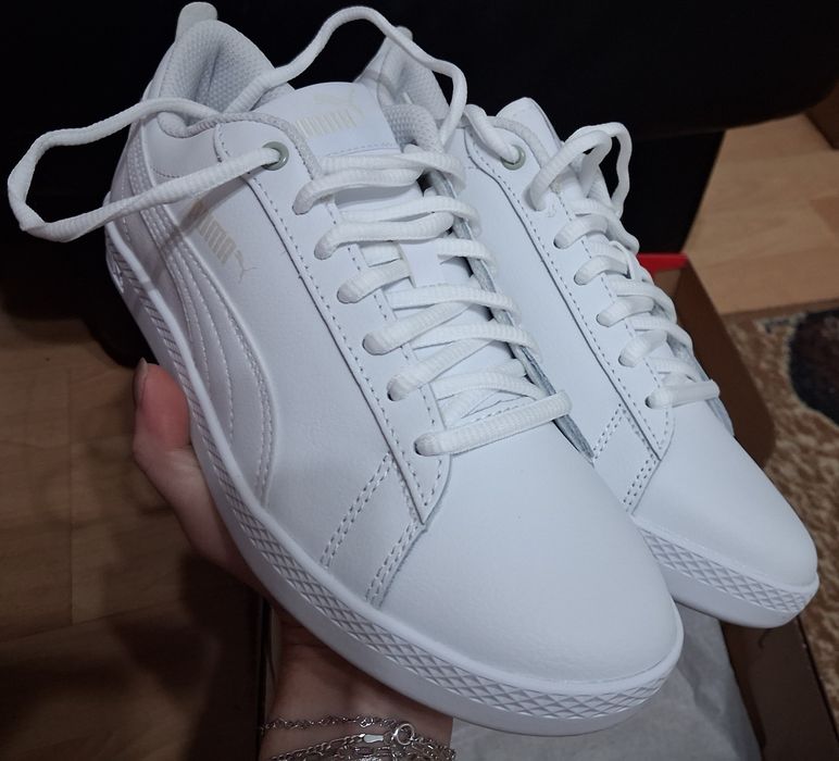 Нови маратонки Puma Smash v2 L