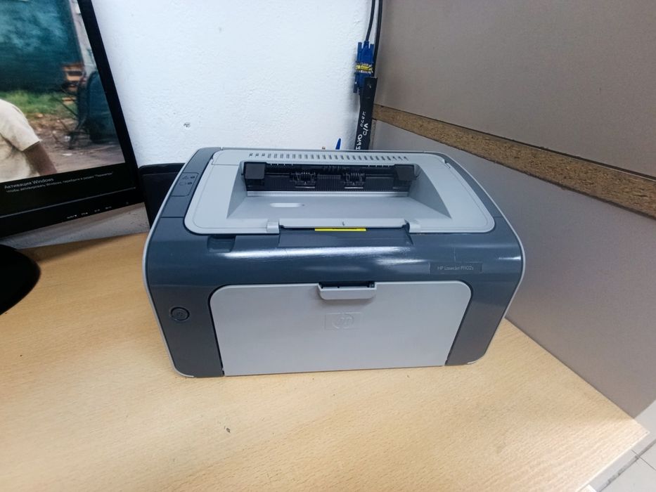 Принтер HP LJ 1102