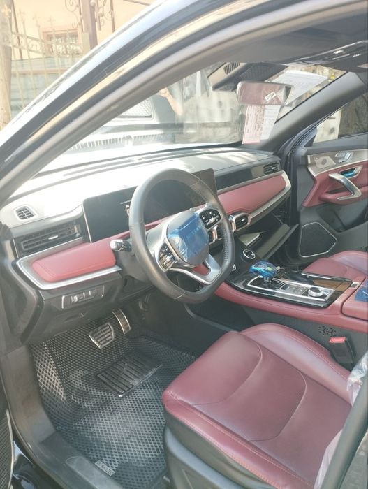 Jetour x70 plus Luxury