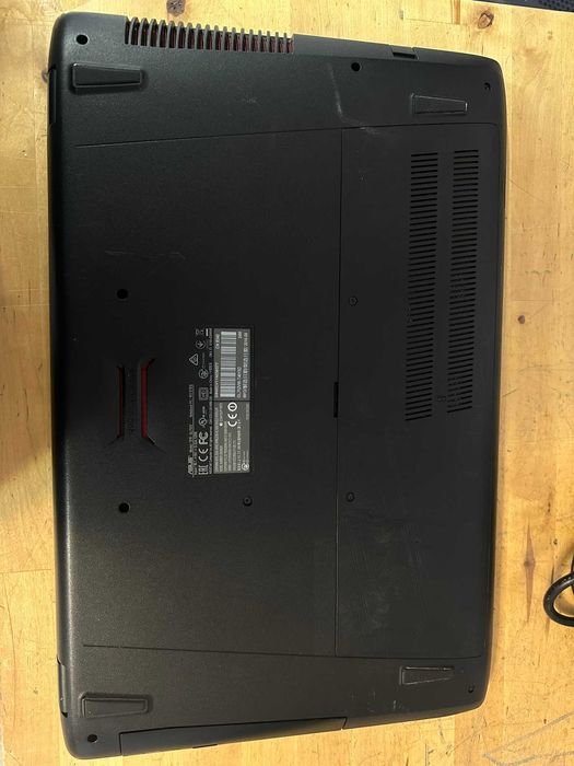 ASUS ROG GL552VW i7-6700, 16GB RAM GTX 960M fata spate deosebit frumos