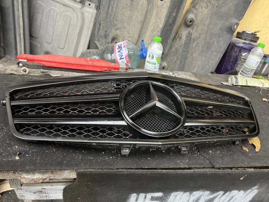 Решетка Mercedes E клас W212