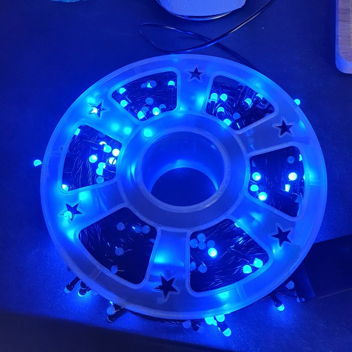 instalație led exterioara 100 ml albastra