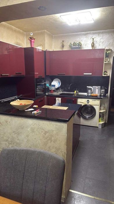 Продава се Тристаен апартамент в Пловдив, Изгрев - 80 кв.м за 1625 €/кв.м - Снимка #7