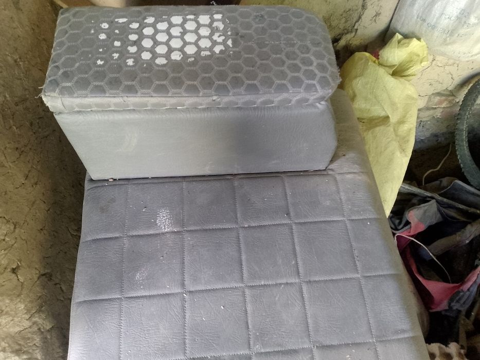 Aftbuuz bar sotiladi narxini kelishimi yahshi xolatda