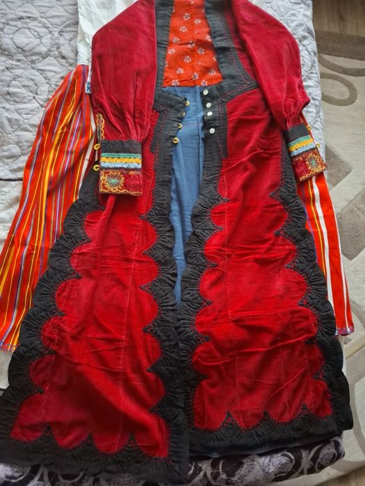 Автентична родопска носия- нова без забележки