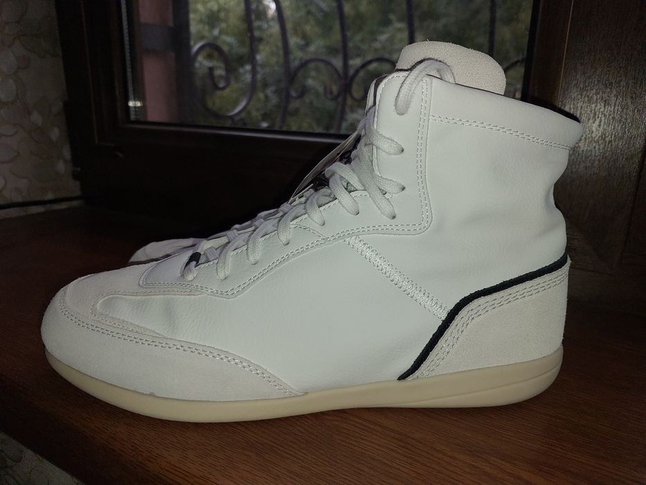 Высокие кеды Zara