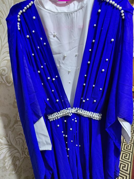 Qizlar uchun vecherniy koylak