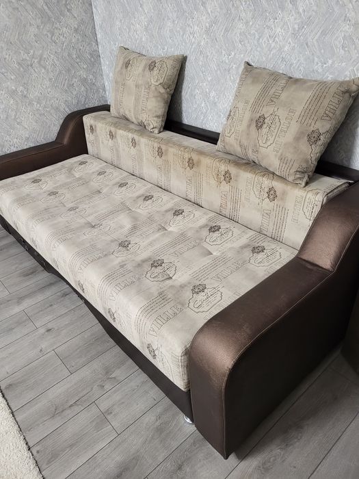 Диван кровать хорошее состояние