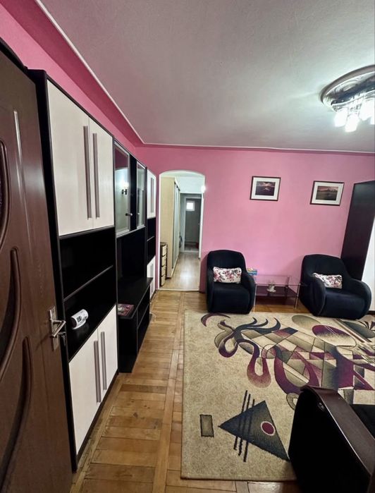 Apartament cu 3 camere