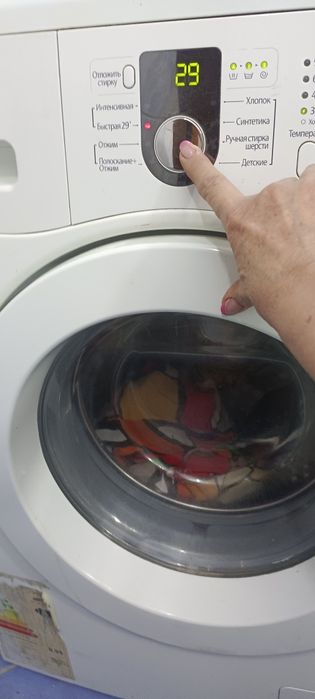 стиральная машинкп   "Samsung"