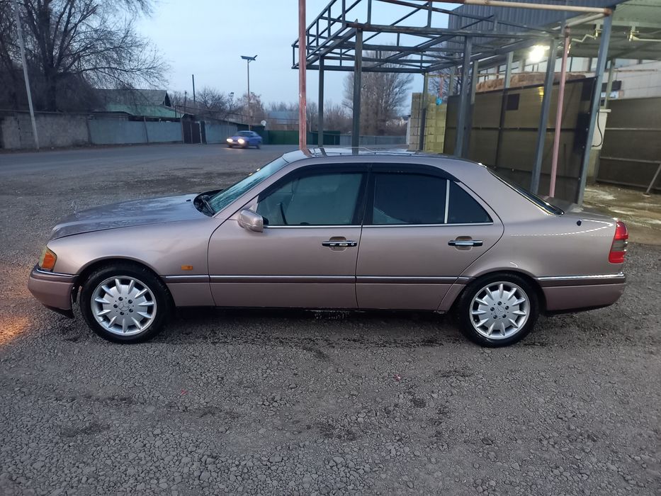 Мерседес w202  2.2