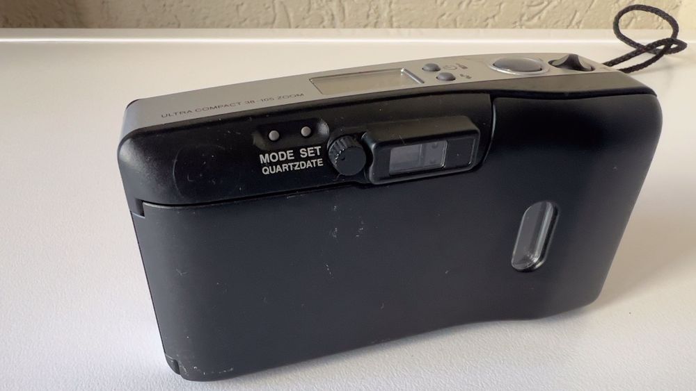 Olympus SuperZoom 105R-Film