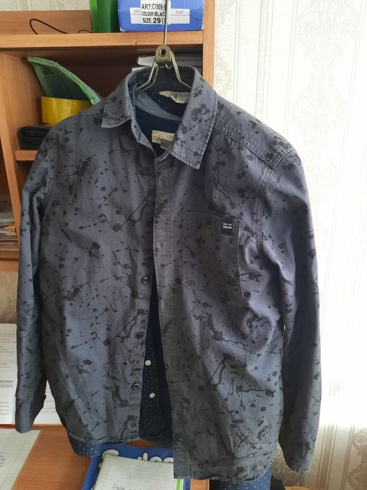 Продам рубашки на мальчика.