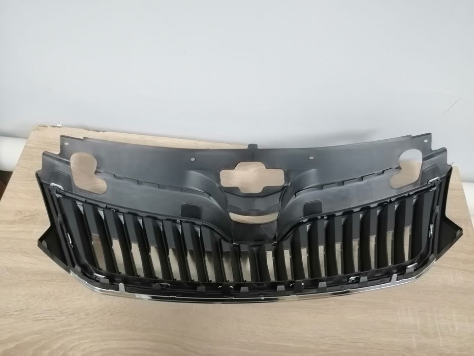 Решетка радиатора на рапид skoda rapid