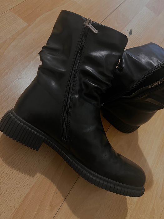 Дамски зимни боти