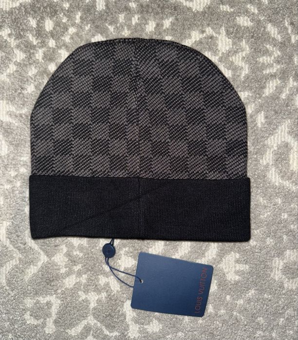 Caciula Louis Vuitton