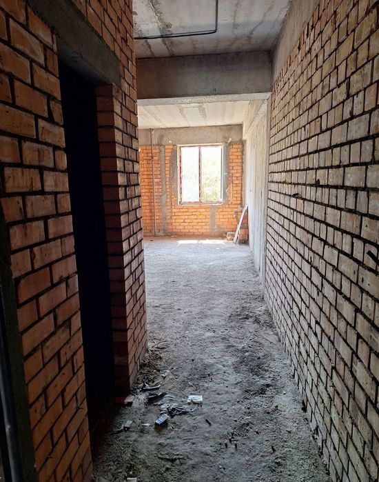 Продаётся 1-комнатная в новостройке 30м2 массив Панельный