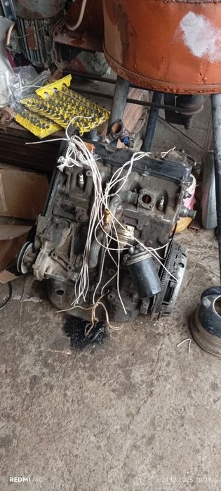 Матор сатылады 1.8