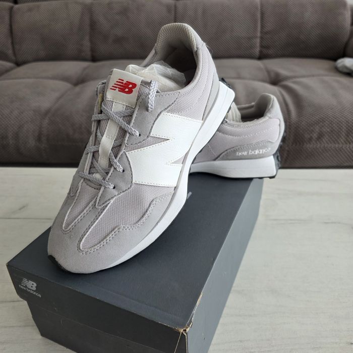 Adidași / Sneakers New Balance 327 originali - Gri (Rain Cloud) - Mărimea 38.5 - Stare impecabilă
