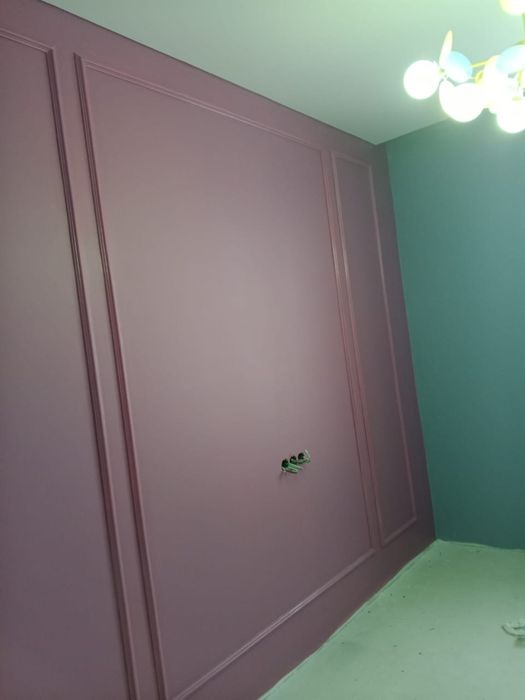 Поклейка обоев-$