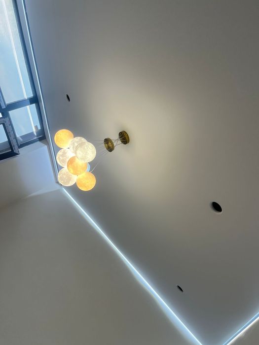 Натежной потолок