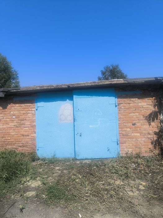 Гараж в поселке Белоусовка
