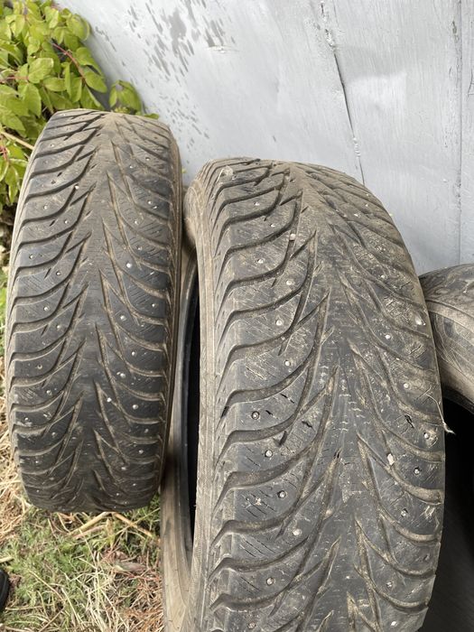 Комплект зимних шин R17