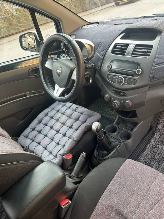 Спарк 2021, айол киши хайдаган