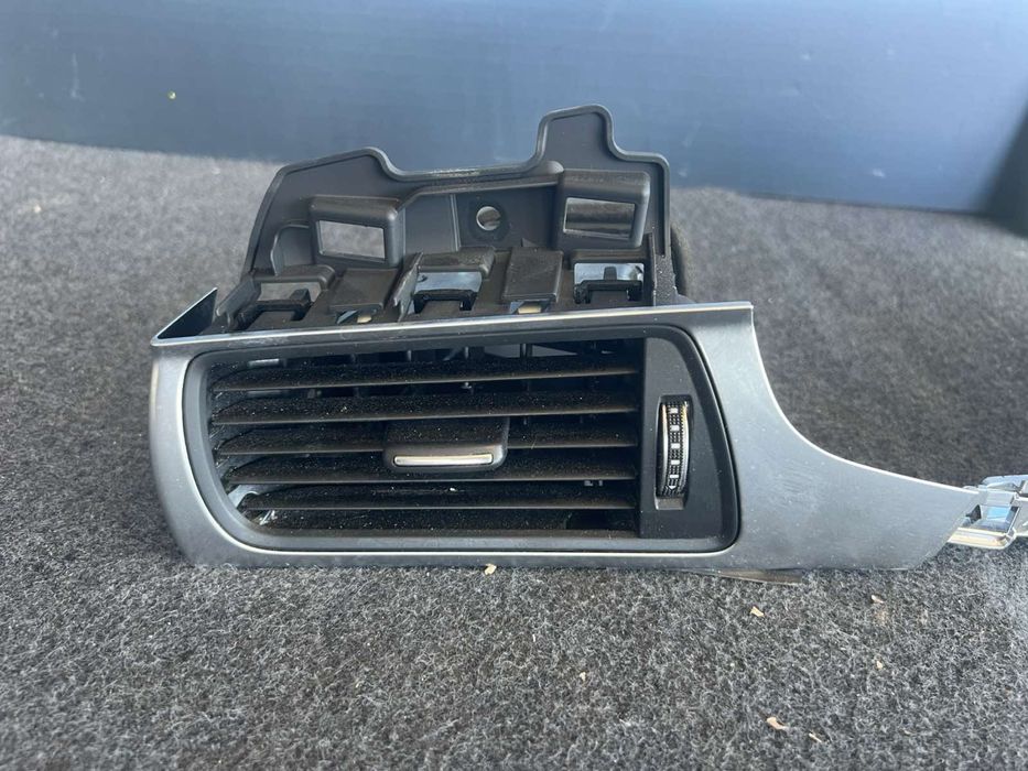 Духалки за парно жалузи въздуховоди Audi A6 C7 4g Ауди А6 2012+