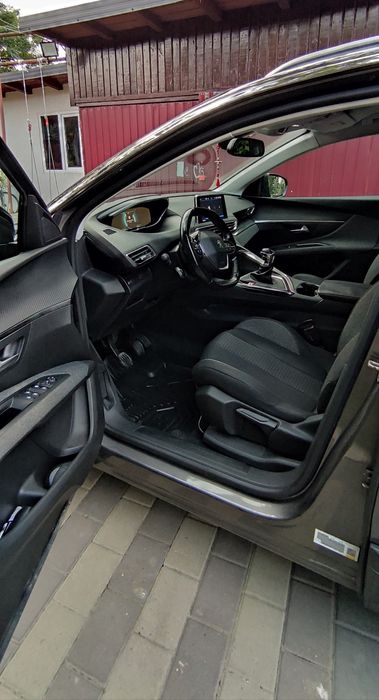 Peugeot 5008/1.6 hdi/2018