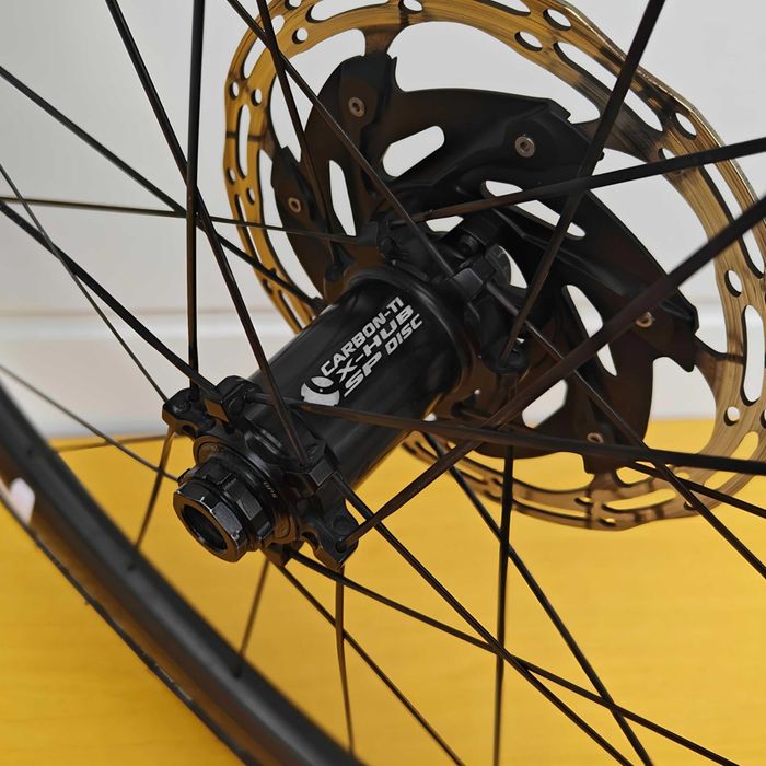 Карбонови капли BDC 50mm Carbon-Ti | 28" Диск | Чисто нови гуми Schwalbe One Tubeless + SRAM Дискове