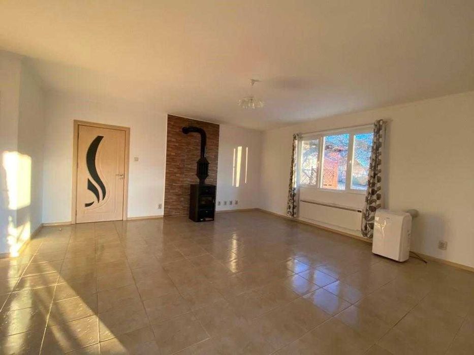 Новопостроена едноетажна къща с 2 спални | На 24 км от Добрич