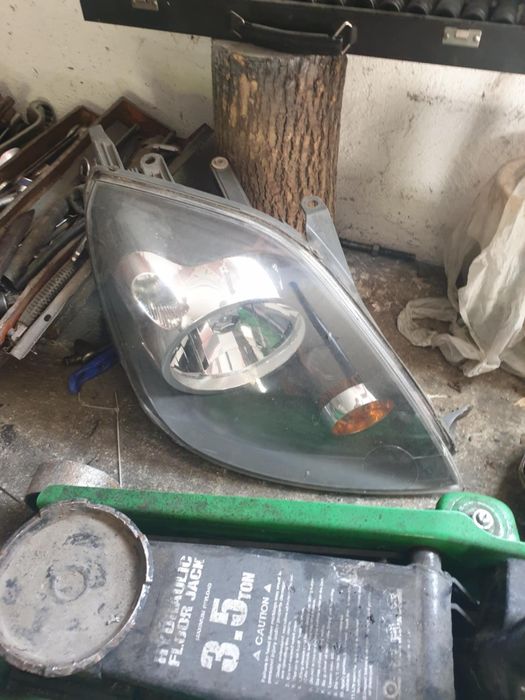 Far dreapta Ford Fiesta