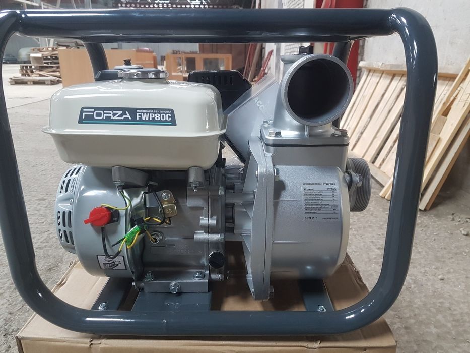 Мотопомпа, насос бензиновый,водокачка.