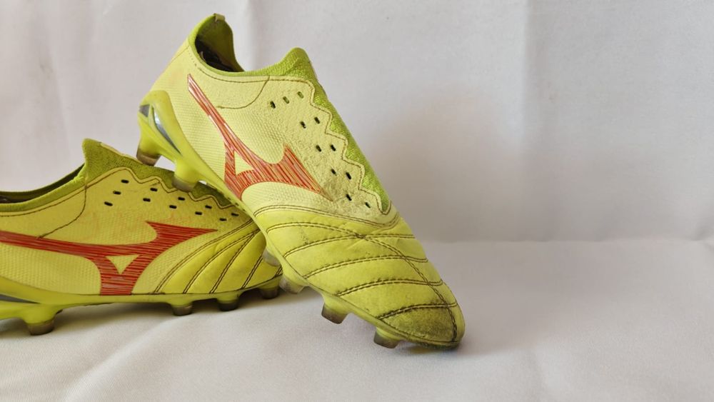 Бутсы Mizuno morelia