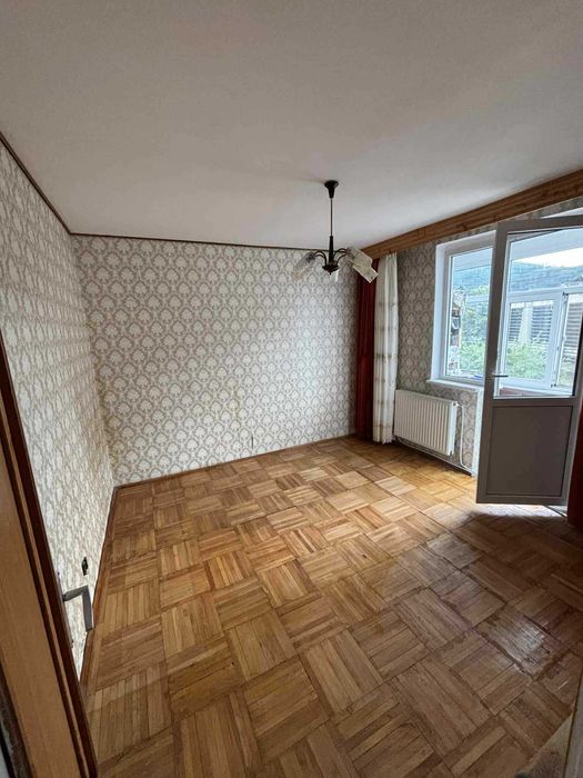 Apartament Centru - etaj intermediar