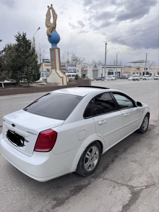 Lasetti 1.8 Mexanika qilingan