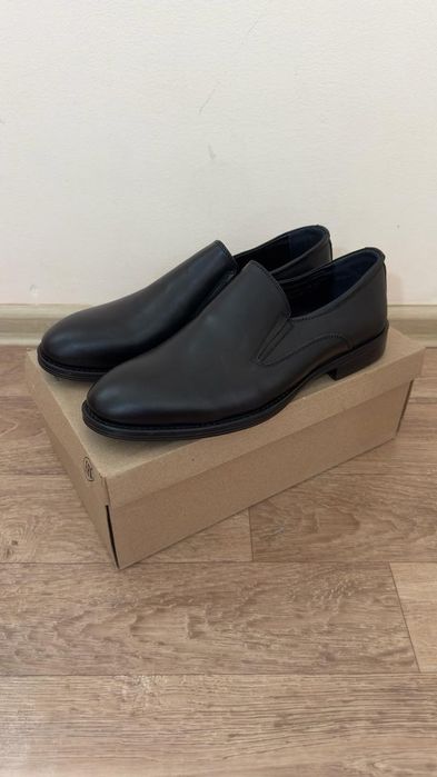 Натуральный кожанный туфли