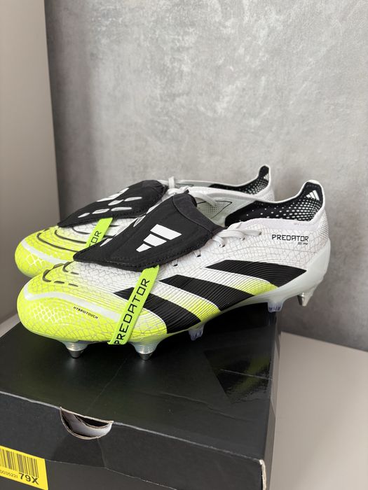 Ghete de fotbal adidas radiant blaze elite