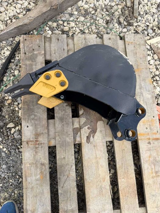 Кофа 20 см за мини багер