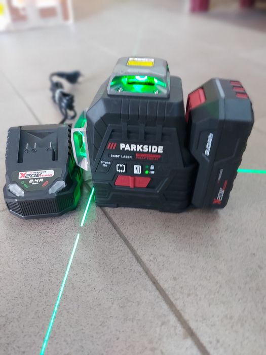 Nivela laser parkside 3x360 NOU