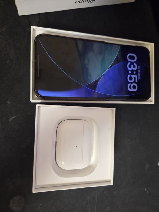 Iphone 15 pro max airpods pro 2 original