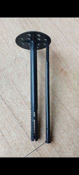 Продам крепёж не дорого.