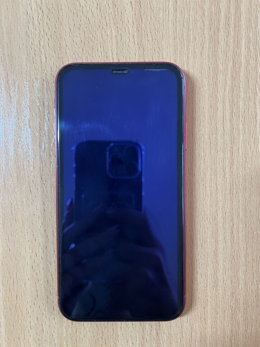 Продам Iphone 11 Red 64 gb