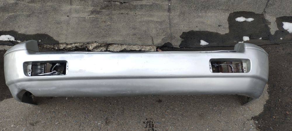 Бампер задний с усилителем.