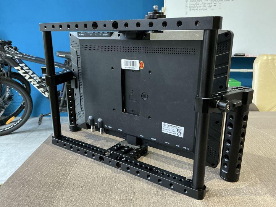 Монитор Lilliput A12 12.5 + клетка