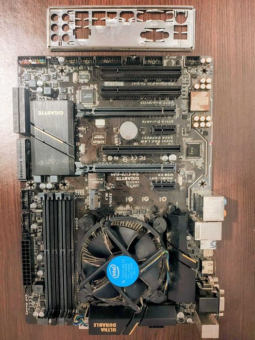 Placa baza  GIGABYTE  GA-Z170-D3H +Intel I3 6100 soclu 1151