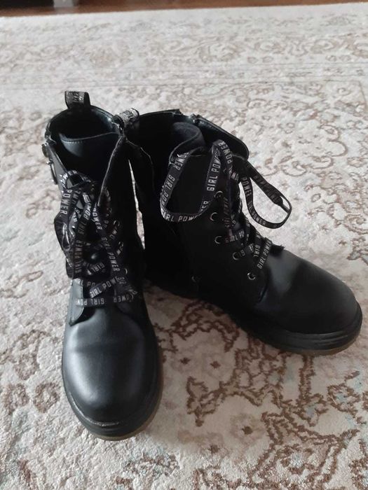 ботинки кожаные  для девочки на осень и весну