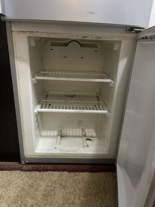 Холодильник на запчасти