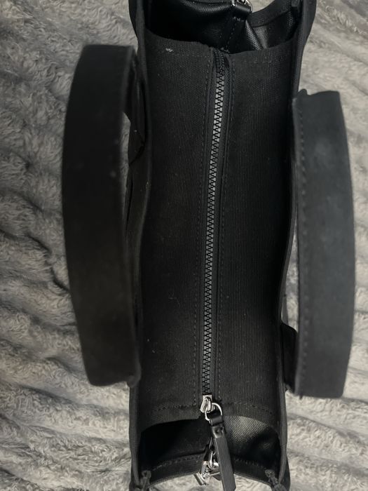 Продаю сумку DKNY